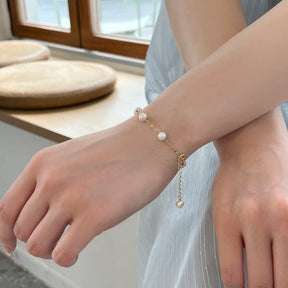 Link Chain Fresh Water Pearl Bracelet - Lupine