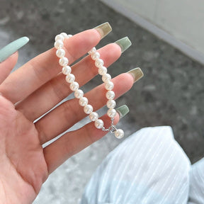 Vintage Pearl Bracelet - Lupine